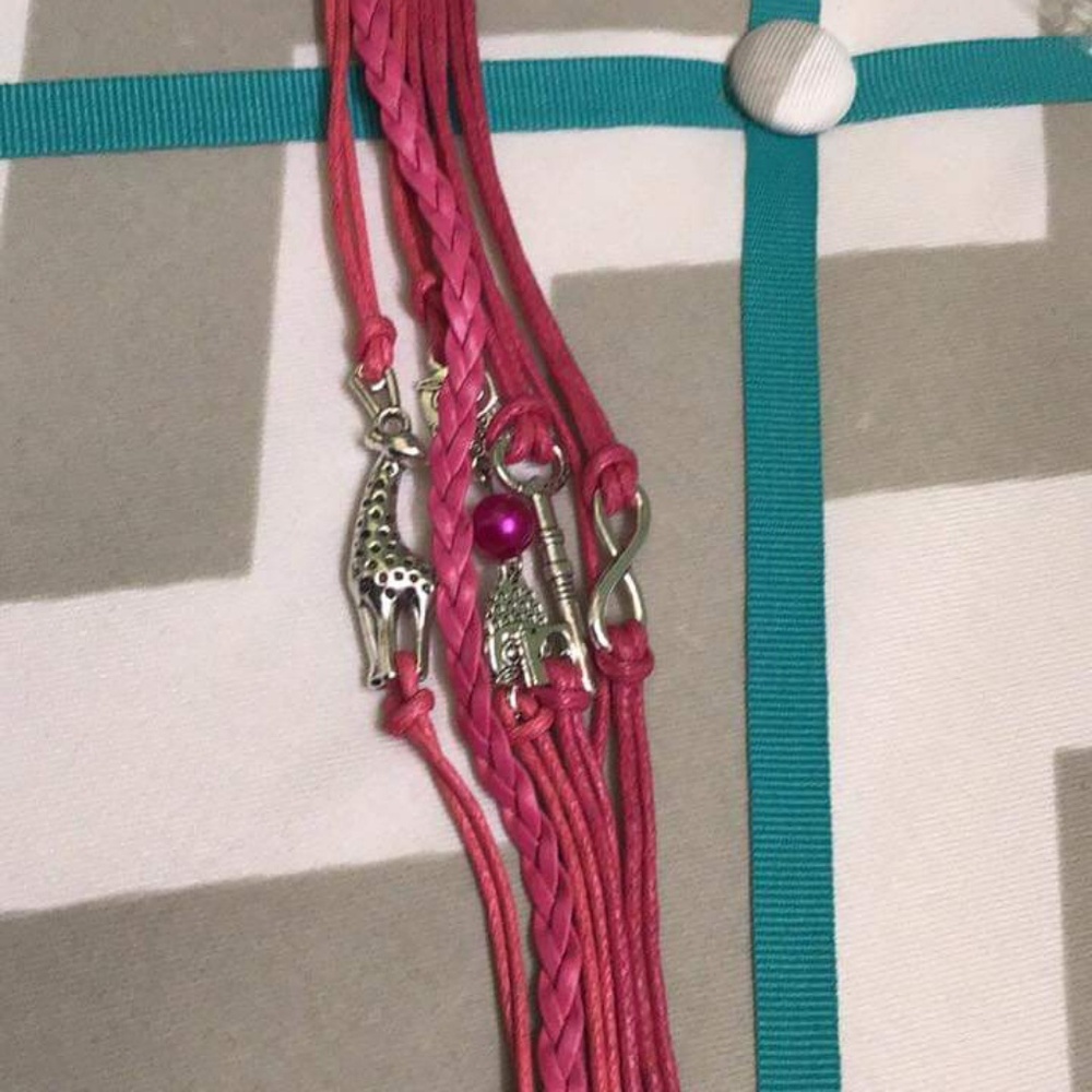 Bracelets - Picture 6 of 8